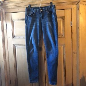 Kenzie Skinny Jeans size 28
